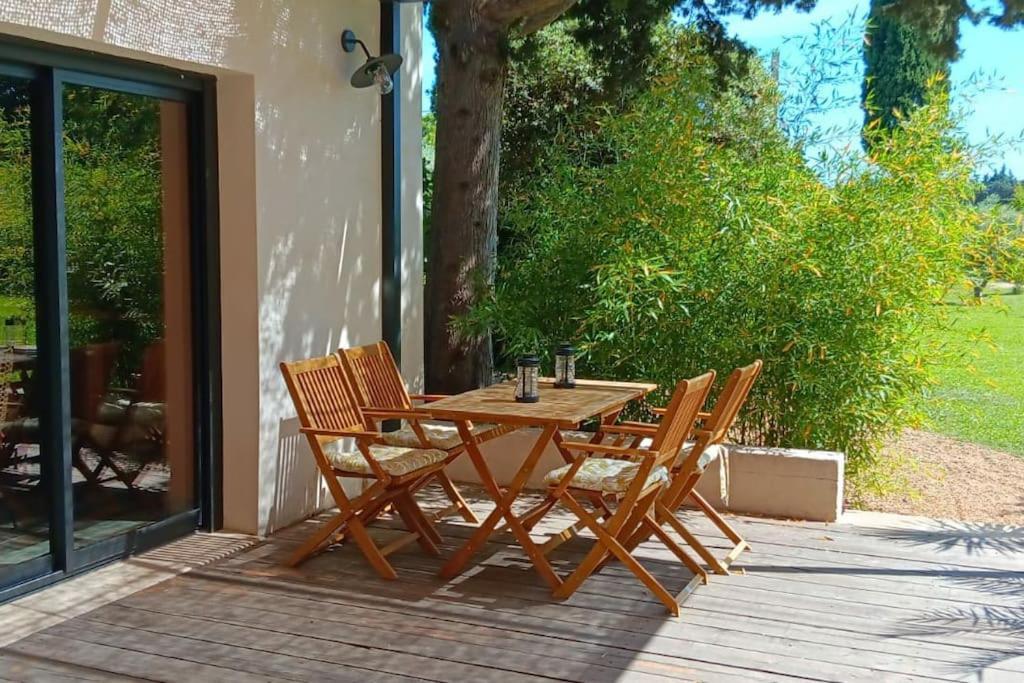 Gite Cosy Au Coeur Du Luberon Lagnes 외부 사진
